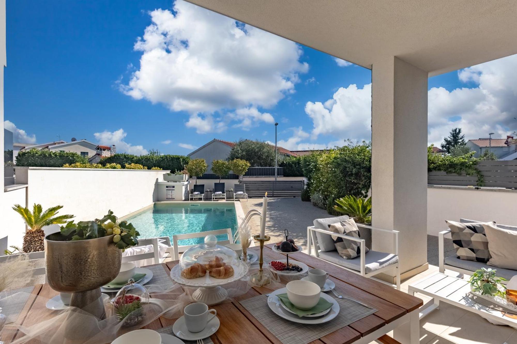 Holiday Home Ventum シベニク エクステリア 写真